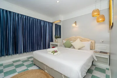Budget Double Room — Patong Social Hotel & Restaurant, Patong Beach